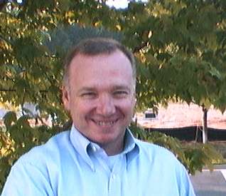 ScottThomas1.jpg (15981 bytes)